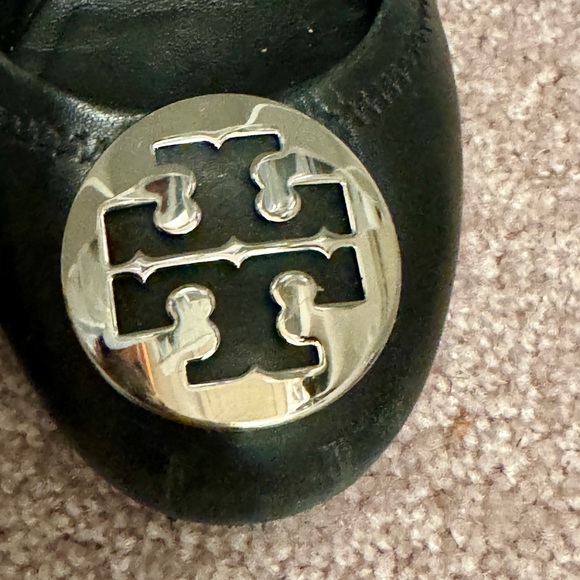 Tory Burch Black Leather Reva Ballet Flat - Picture 4 of 8
